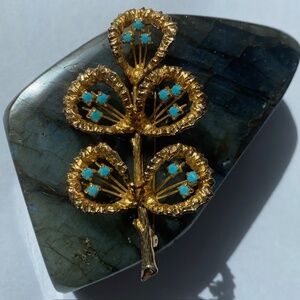 Vintage "Made in Austria" Women's Gold Tone and Turquoise Seed Beads Brooch